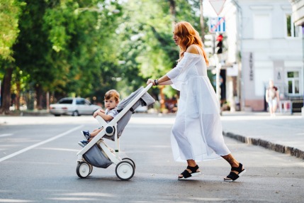 The Best Baby Strollers With An Easy One-Hand Fold